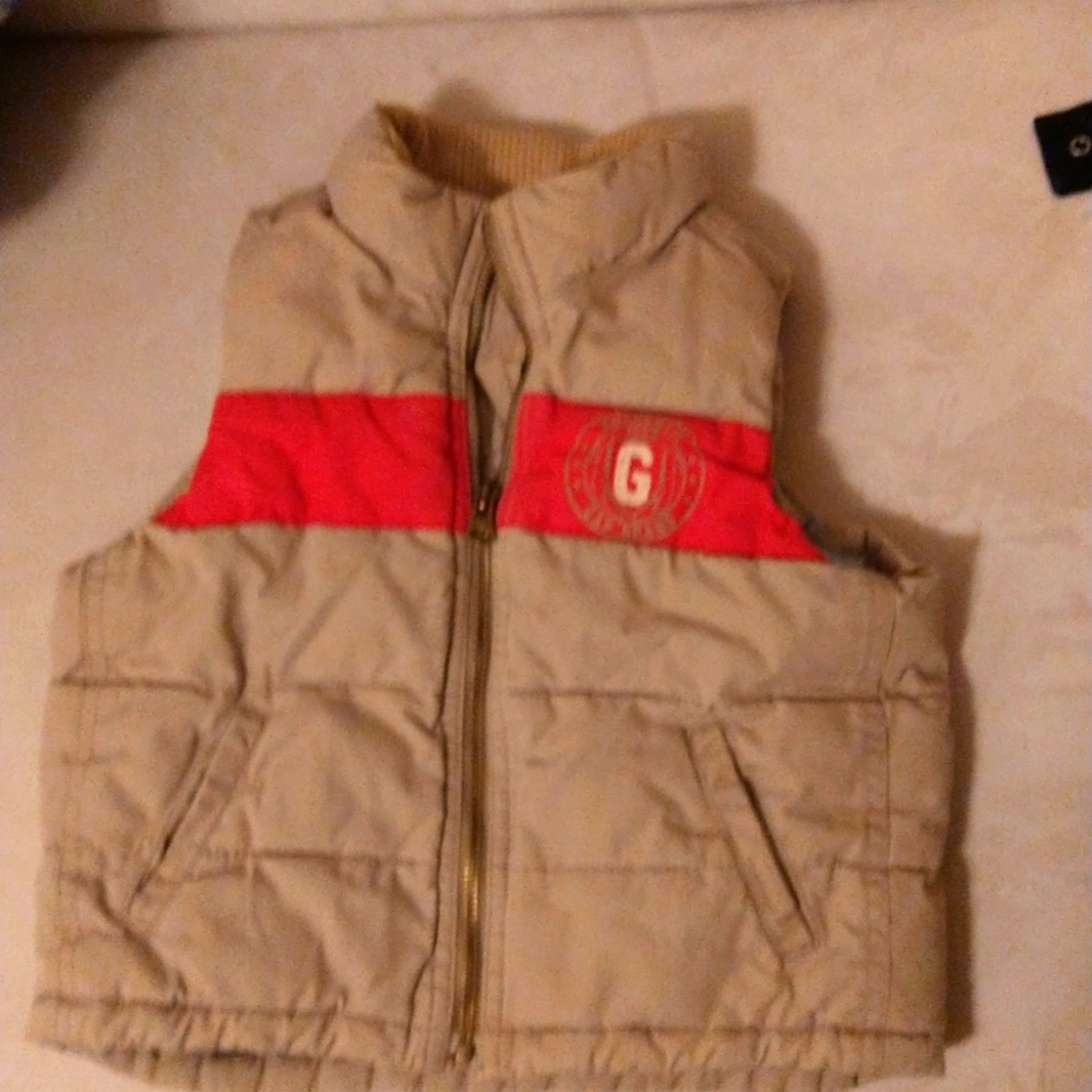 BABY GAP BEIGE TODDLER PUFFY VEST